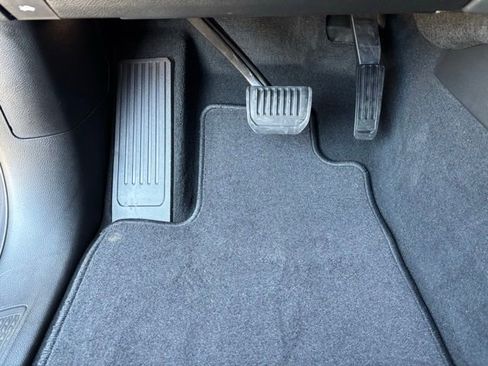 New 2026 Jeep Grand Cherokee L Limited RWD image 15