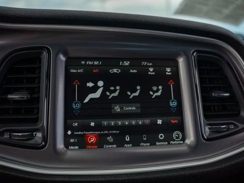 Used 2021 Dodge Challenger R/T Scat Pack RWD image 27
