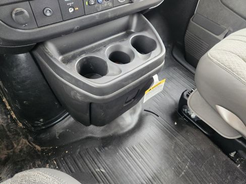 New 2024 Chevrolet Express 3500 w/ Power Convenience Package image 20