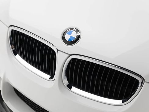 Used 2011 BMW M3 Sedan RWD image 43