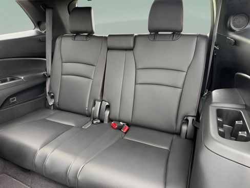 Used 2022 Honda Pilot Black Edition image 25
