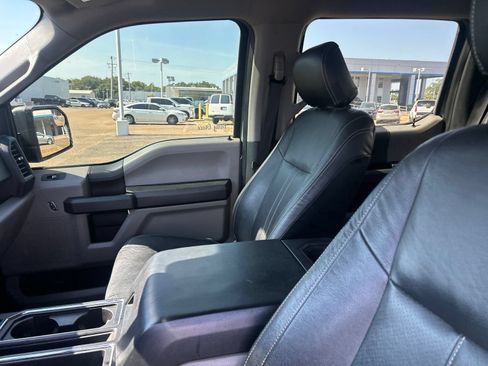 Used 2019 Ford F150 XL w/ Equipment Group 101A Mid RWD image 6