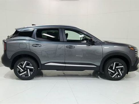 Certified 2026 Nissan Kicks SV FWD image 9
