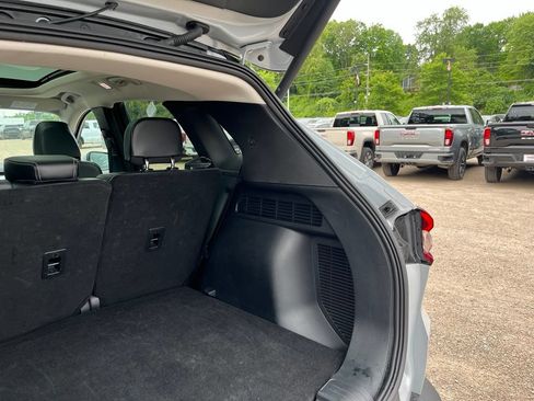 Used 2025 Ford Escape Platinum AWD/4WD image 11
