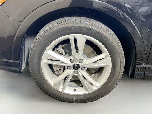 Used 2022 Audi Q3 2.0T Premium AWD/4WD image 13