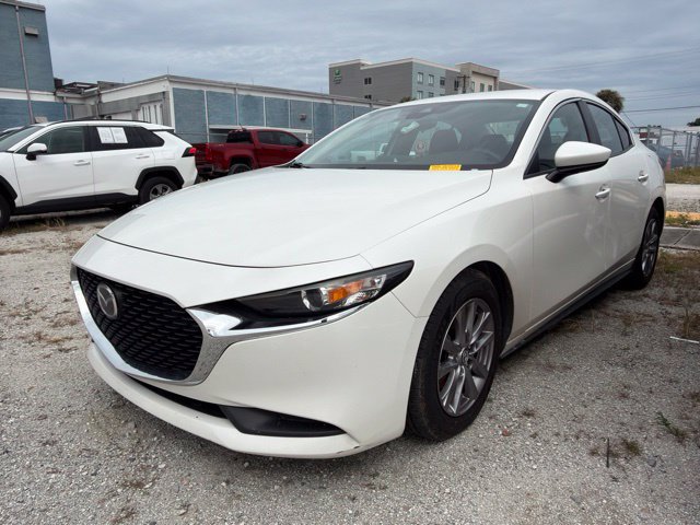 Used 2021 MAZDA MAZDA3 s FWD image 3
