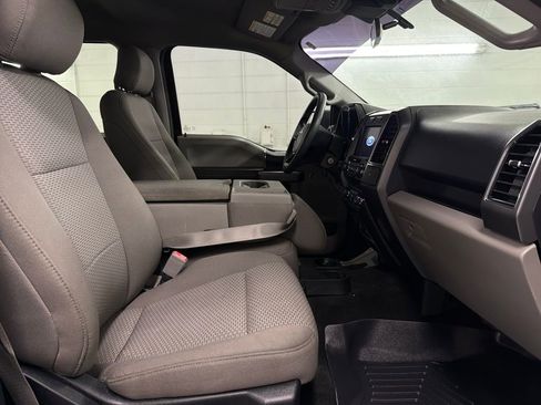 Used 2020 Ford F150 XLT image 25