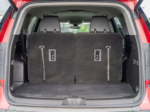 Used 2023 GMC Acadia AT4 w/ Technology Package image 15