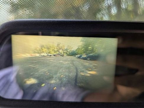 Used 2017 Chevrolet Express 2500 image 39