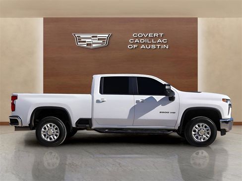 Used 2022 Chevrolet Silverado 2500 LT w/ Convenience Package image 5