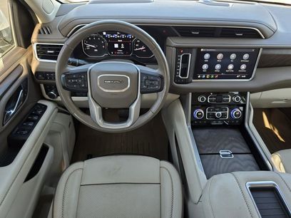 Used 2021 GMC Yukon XL Denali w/ Denali Premium Package