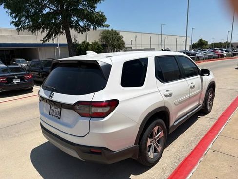 Used 2023 Honda Pilot EX-L image 7