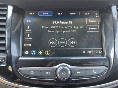 Used 2018 Chevrolet Trax LT w/ LT Convenience Package FWD image 25