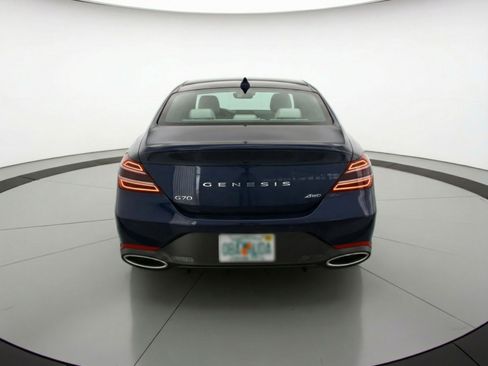 Used 2025 Genesis G70 2.5T image 7