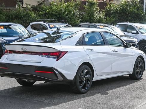 Certified 2026 Hyundai Elantra Sport FWD image 4
