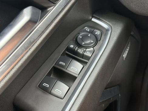 Used 2025 Chevrolet Silverado 2500 LTZ w/ LTZ Plus Package AWD/4WD image 19