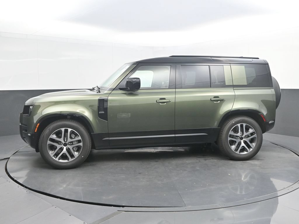New 2026 Land Rover Defender 110 X-Dynamic SE AWD/4WD image 2