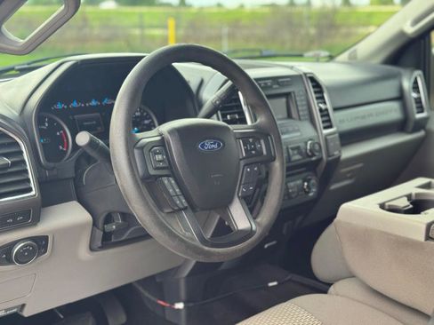 Used 2017 Ford F250 XLT image 16