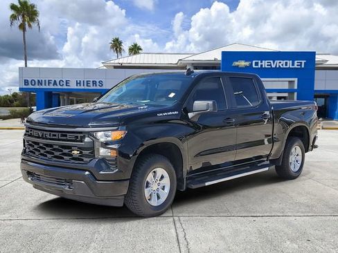Used 2024 Chevrolet Silverado 1500 Custom image 2