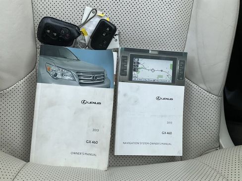 Used 2013 Lexus GX 460 image 28