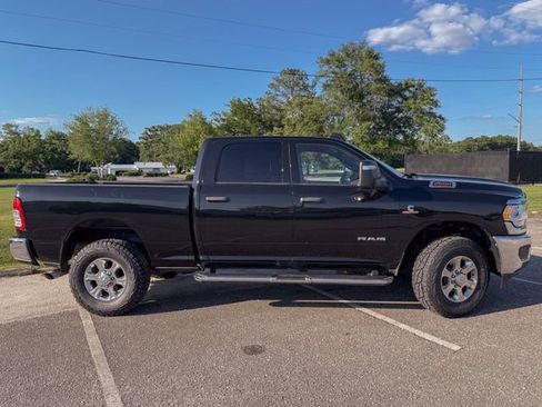 Used 2024 RAM 2500 Big Horn AWD/4WD image 3