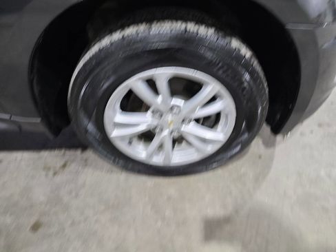 Used 2017 Chevrolet Equinox LT w/ Convenience Package image 21