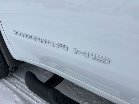 Used 2024 GMC Sierra 3500 SLT image 11