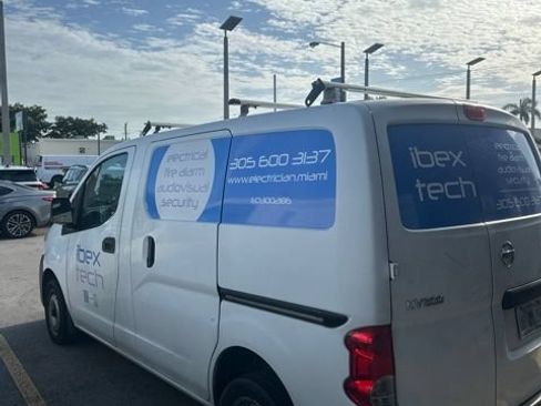 Used 2015 Nissan NV200 S w/ Cruise Control Package FWD image 13