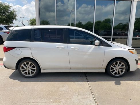 Used 2012 MAZDA MAZDA5 Touring image 6