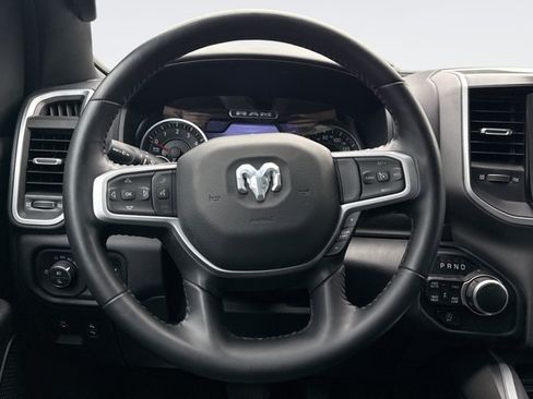 Used 2022 RAM 1500 Big Horn AWD/4WD image 12