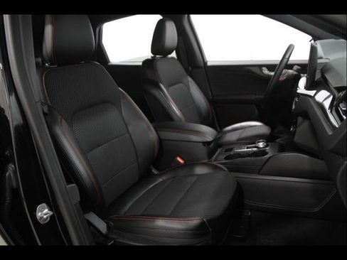 Certified 2023 Ford Escape ST-Line w/ Tech Pack #1 image 16