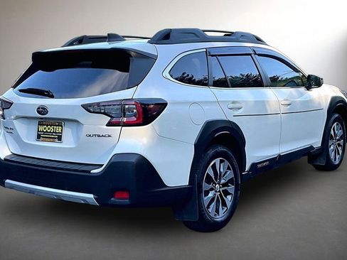 Used 2023 Subaru Outback Limited AWD/4WD image 5
