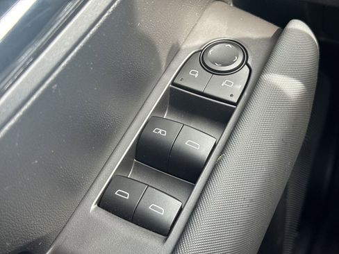 Used 2023 Chevrolet Colorado Z71 w/ Z71 Convenience Package 2 image 15