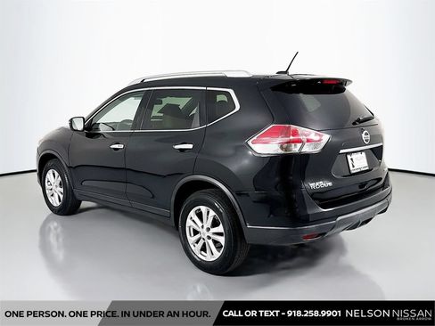 Used 2016 Nissan Rogue SV AWD/4WD image 7