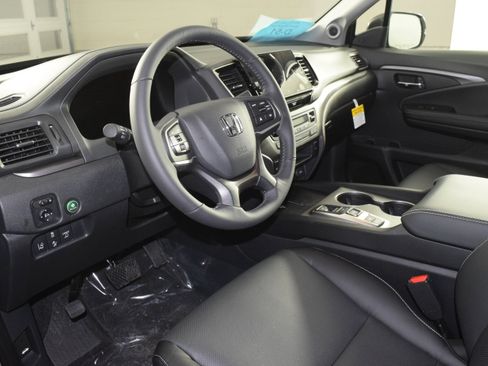 New 2026 Honda Ridgeline RTL image 2