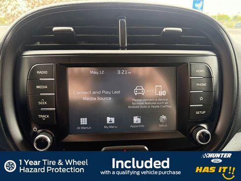Used 2020 Kia Soul LX FWD image 10