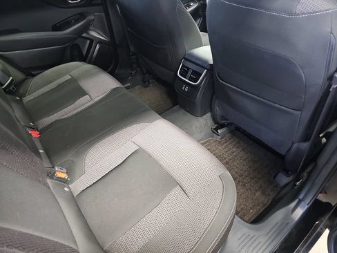 Used 2023 Subaru Outback Premium AWD/4WD image 11