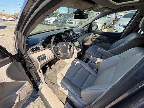 Used 2016 Honda Odyssey EX-L image 19