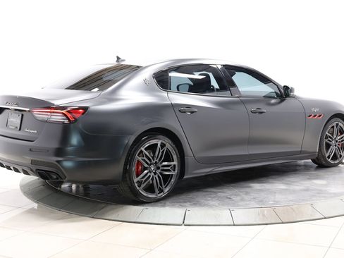 Used 2022 Maserati Quattroporte Trofeo RWD image 67