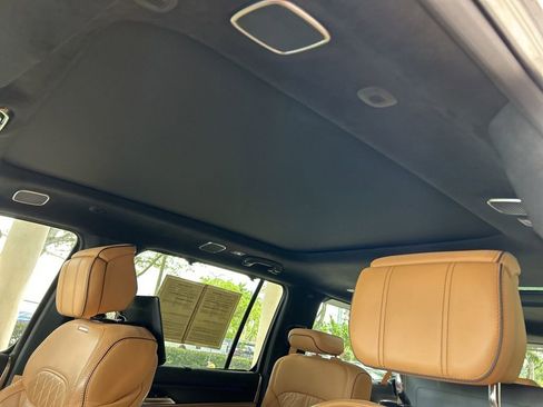 Used 2025 Jeep Grand Wagoneer L Series III w/ Rear Seat Video Group 1 AWD/4WD image 20