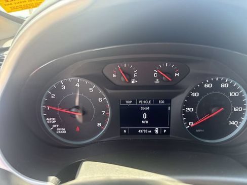 Used 2024 Chevrolet Malibu LT FWD image 12