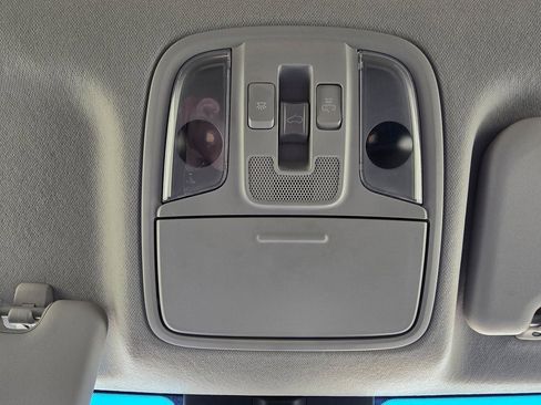 Used 2022 Kia Niro EX Premium w/ Cold Weather Package image 27