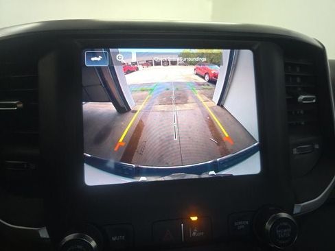 Used 2022 RAM 1500 Big Horn AWD/4WD image 23