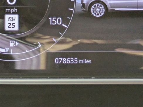Used 2020 Land Rover Range Rover Sport HST image 22