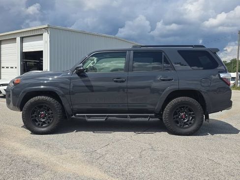 Used 2024 Toyota 4Runner TRD Off-Road Premium w/ Off Road Premium Plus Package AWD/4WD image 2