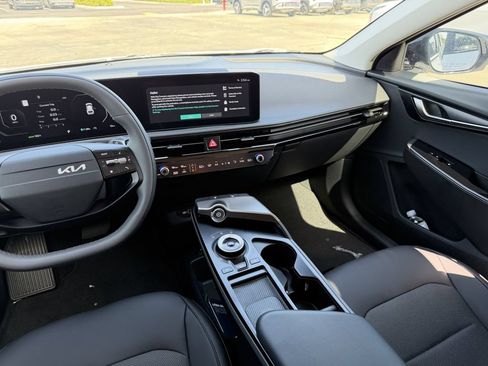 New 2026 Kia EV6 Light RWD image 16