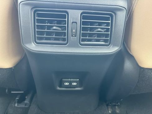 Used 2025 Toyota RAV4 XLE Premium FWD image 28