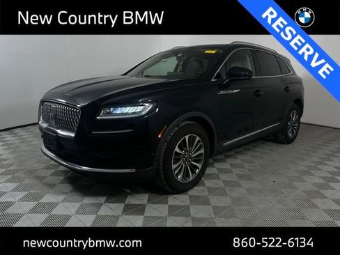 Used 2022 Lincoln Nautilus Reserve image 3