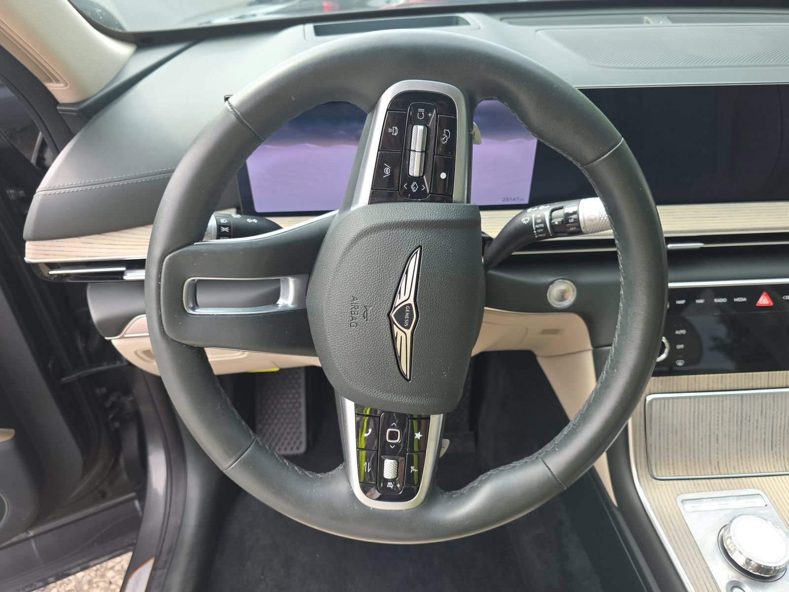 Used 2025 Genesis GV80 3.5T Advanced AWD/4WD image 8