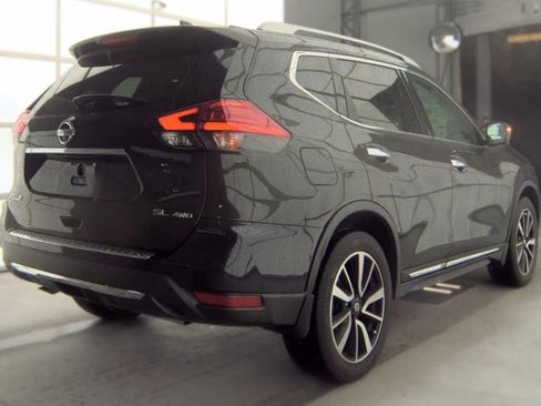 Used 2017 Nissan Rogue SL w/ SL Premium Package AWD/4WD image 5